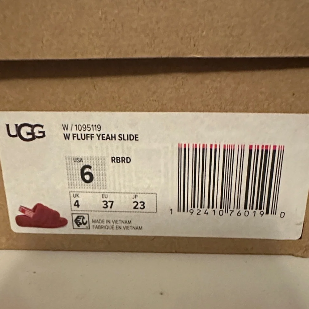 UGG Kids Red Plush Slide Sandals with Branded Heel Strap